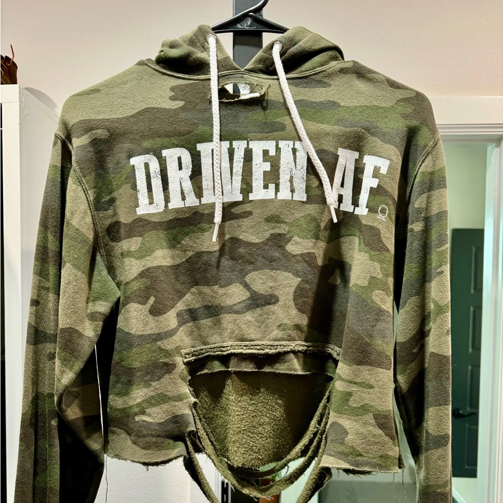 Driven AF cropped hoodie XS